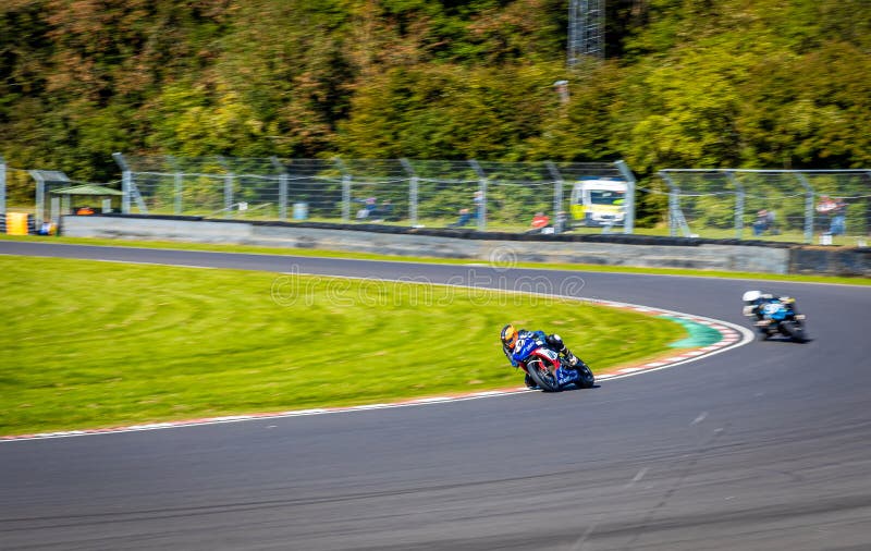 Corrida De Moto No Campo Inglês Imagem de Stock Editorial - Imagem