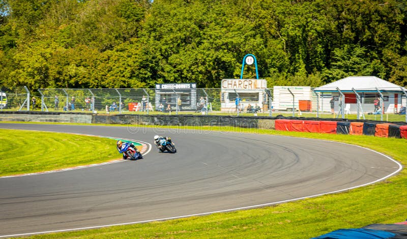 Corrida De Moto No Campo Inglês Imagem de Stock Editorial - Imagem de  motor, passeio: 197467494