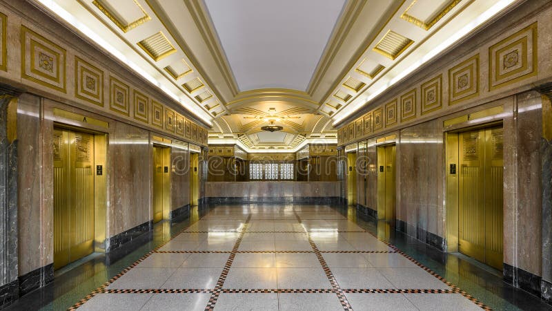 Corridoio e banca dell'ascensore del municipio di kansas fotografia stock