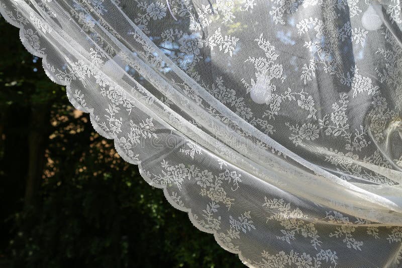 Cortina de Tulle transparente foto de archivo libre de regalías Cortina de Tulle transparente foto de archivo libre de regalías