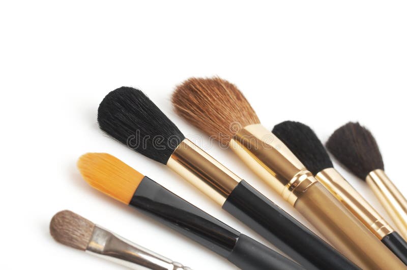 Cosmetic brushes