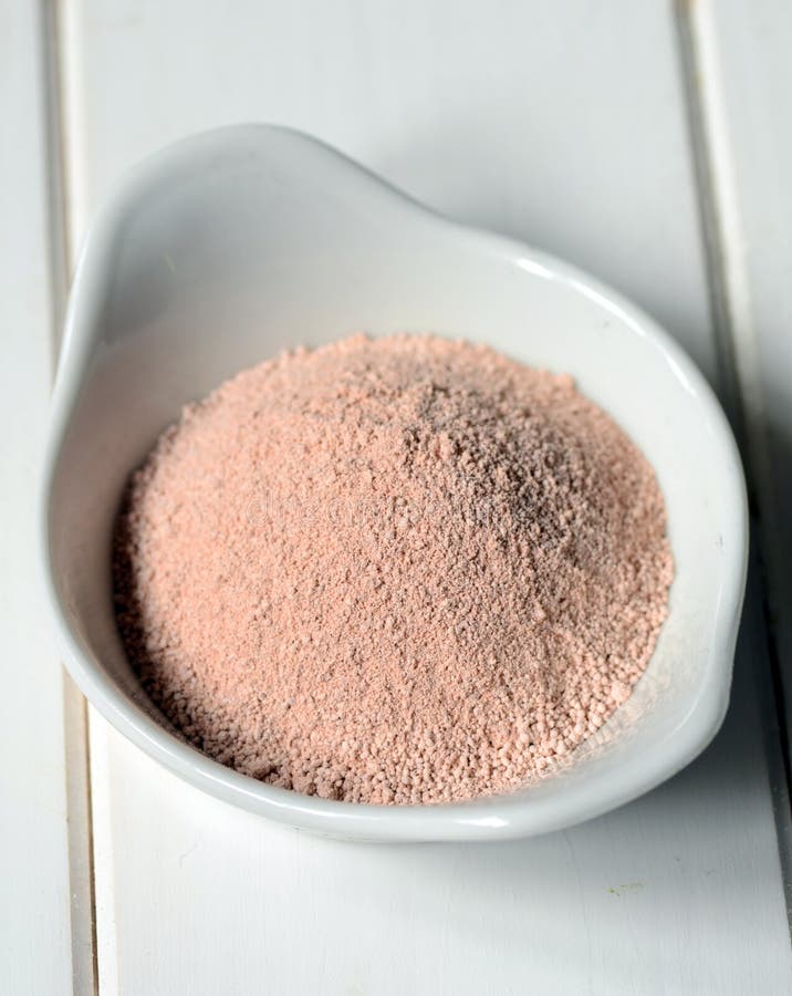 Cosmetic clay for spa treatments