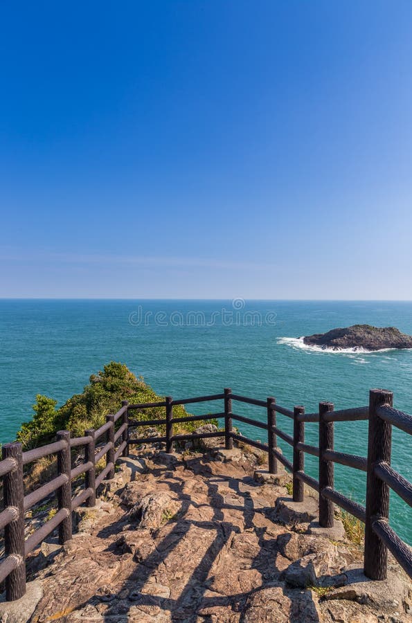 Costa costa hermosa del cabo de Hyuga en Miyazaki, Kyushu imagenes de archivo Costa costa hermosa del cabo de Hyuga en Miyazaki, Kyushu imagenes de archivo