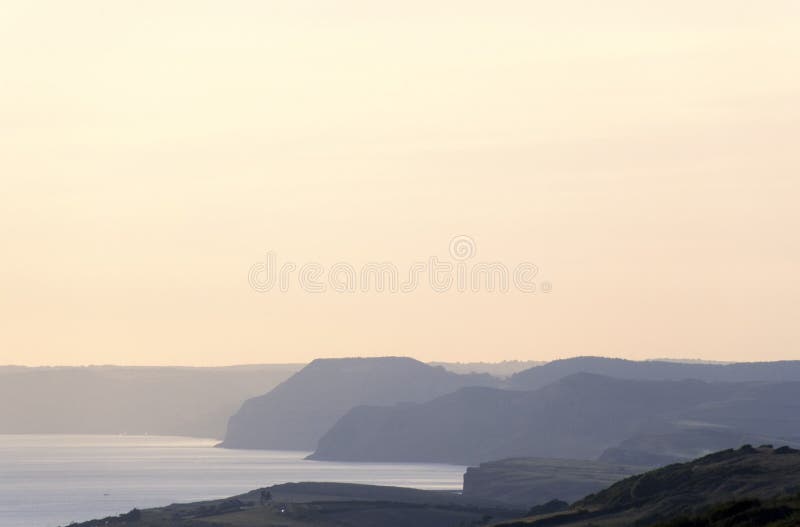 Costa de Dorset perto do bridport Dorset Inglaterra fotografia de stock Costa de Dorset perto do bridport Dorset Inglaterra fotografia de stock
