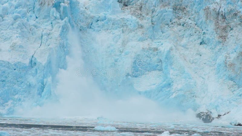 Costa dell'Alaska dell'oceano Pacifico di flusso del ghiaccio del ghiacciaio di Aialik
