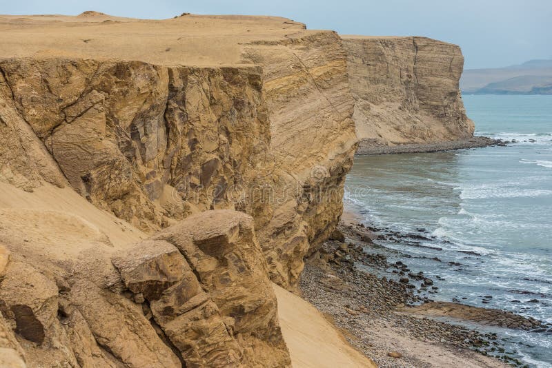 Costa Peruana De La Bahía De Paracas En Ica Peru Foto de archivo