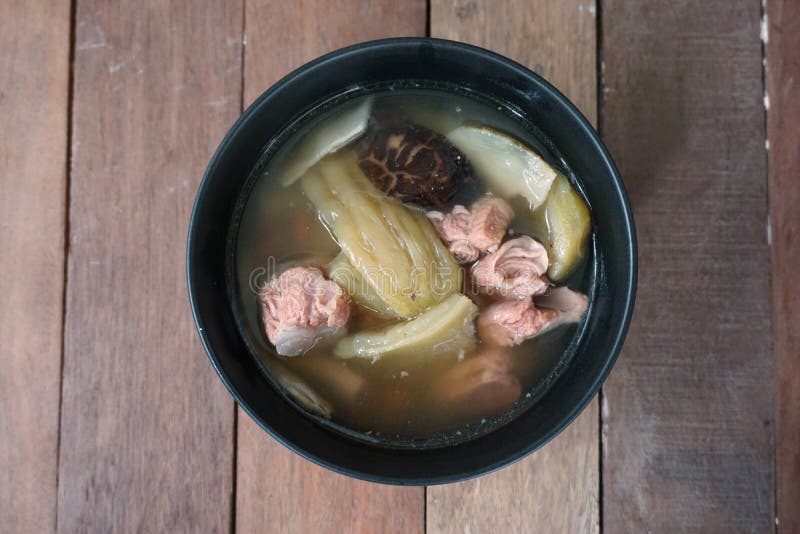 Costole di carne di maiale cotte a vapore zucca immagine stock Costole di carne di maiale cotte a vapore zucca immagine stock