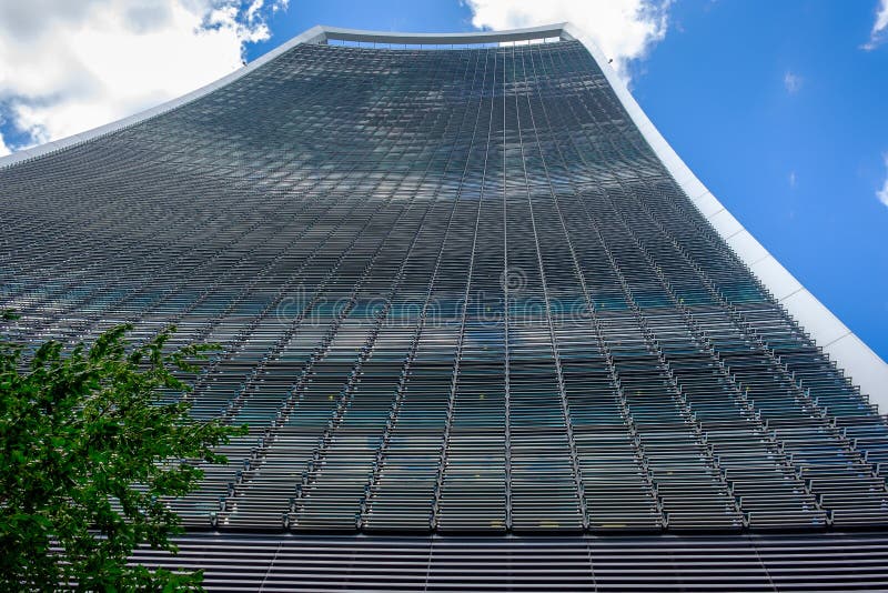 Costruzione del walkie-talkie di Londra fotografia stock libera da diritti Costruzione del walkie-talkie di Londra fotografia stock libera da diritti