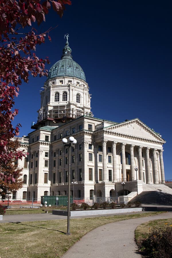 Costruzione di Campidoglio della condizione del Kansas fotografia stock libera da diritti Costruzione di Campidoglio della condizione del Kansas fotografia stock libera da diritti