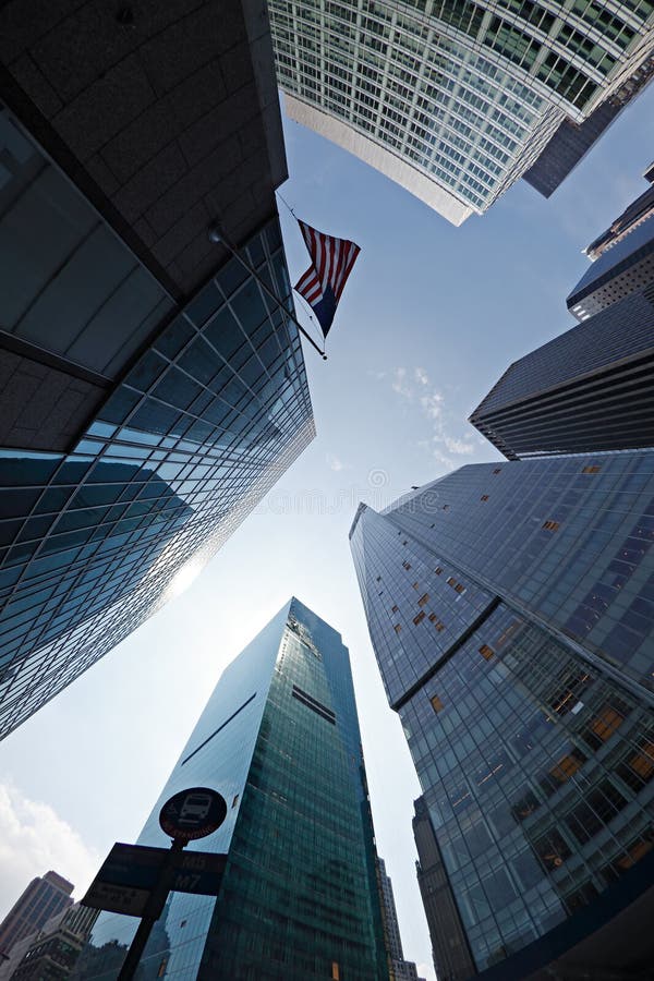 Costruzioni corporative a Manhattan fotografia stock libera da diritti Costruzioni corporative a Manhattan fotografia stock libera da diritti