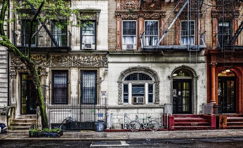 Costruzioni della cucina degli Città-inferni di New York immagini stock libere da diritti Costruzioni della cucina degli Città-inferni di New York immagini stock libere da diritti