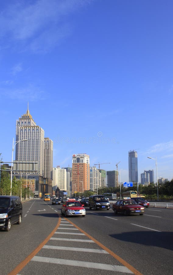 Costruzioni e strade della città della Cina Shenyang immagini stock libere da diritti