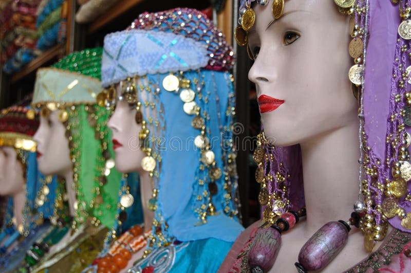 Costume Jordanien Traditionnel Photo stock Image du ciel, musulmans