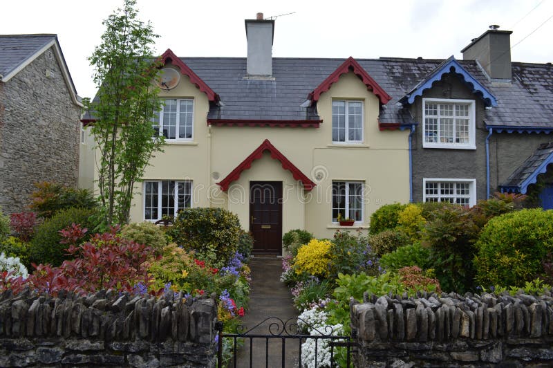 Cottage Dans Adare, Irlande Image stock Image du irlande, home 49356055
