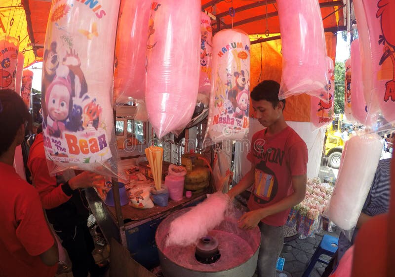 Cotton candy editorial image. Image of central, candy 48189335