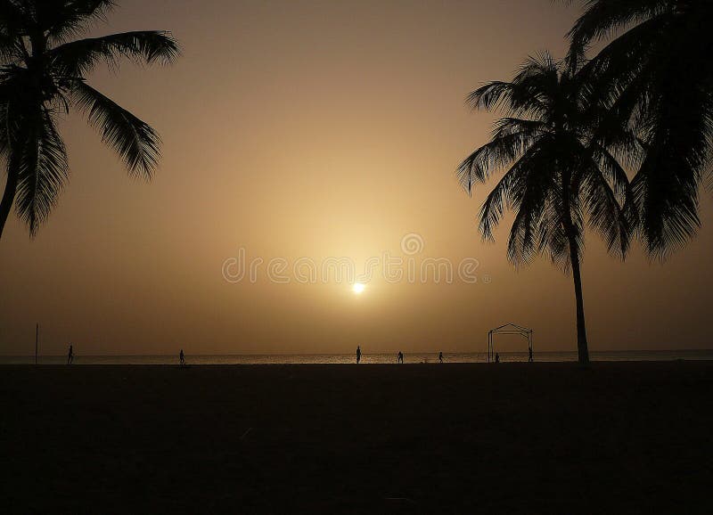 Coucher du soleil gris image libre de droits Coucher du soleil gris image libre de droits