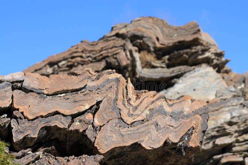 Couches Tectoniques De Roche Image stock Image du matériau, nature
