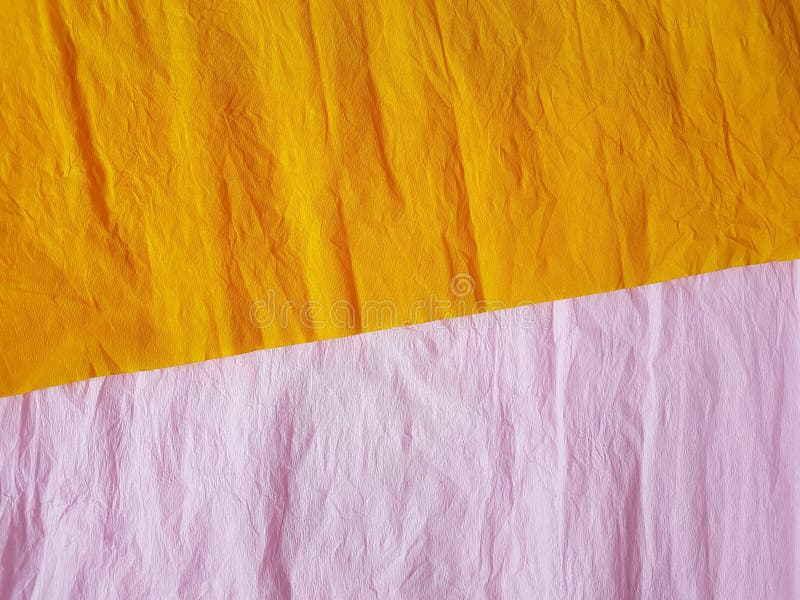 Couleurs vives vides extérieures en soie de pages blanches de fond de papier rose jaune