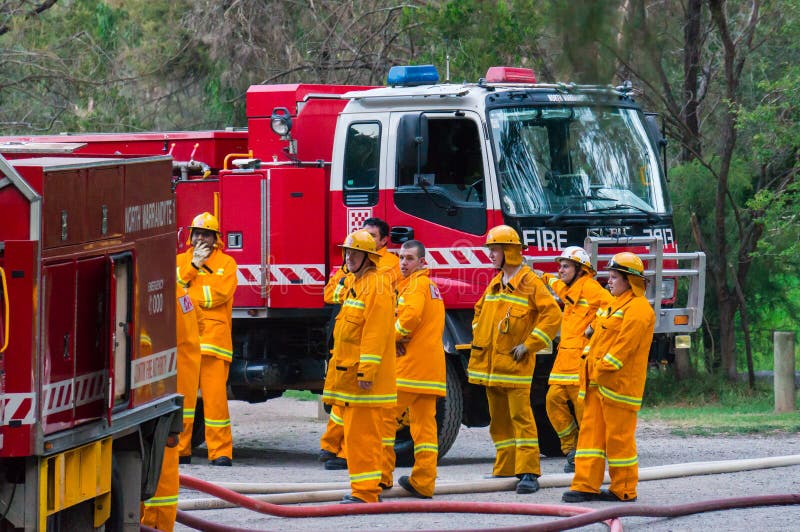 country-fire-authority-fire-fighters-in-melbourne-australia-editorial-photo-image-of