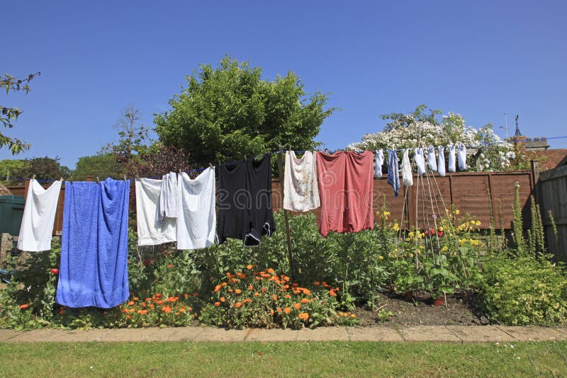20 Gardens Clothesline Ideas  clothes line, garden clothesline, outdoor  clothes lines