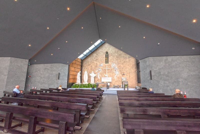 Coup, Mayo, Irlande ` S Marian Shrine national de l'Irlande dans Co Mayo, visité par plus de 1 5 millions de personnes tous les a images stock Coup, Mayo, Irlande ` S Marian Shrine national de l'Irlande dans Co Mayo, visité par plus de 1 5 millions de personnes tous les a images stock
