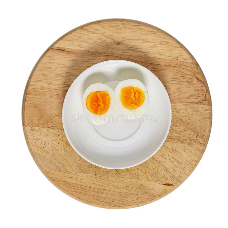 Coupez en demi oeuf dur images stock Coupez en demi oeuf dur images stock