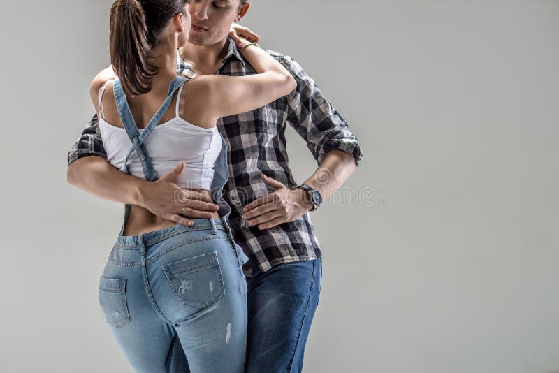 Couple dancing social danse