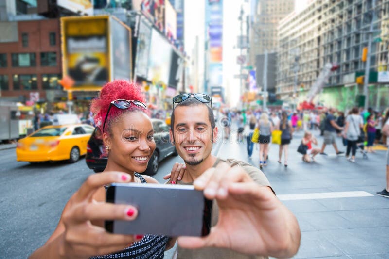 Couple in New York stock image. Image of selfie, manhattan 44840241