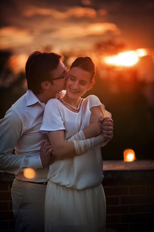 Couples de mariage photographie stock libre de droits Couples de mariage photographie stock libre de droits