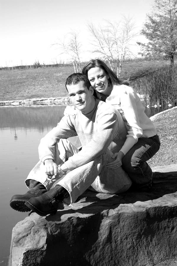 Couples heureux photographie stock libre de droits Couples heureux photographie stock libre de droits