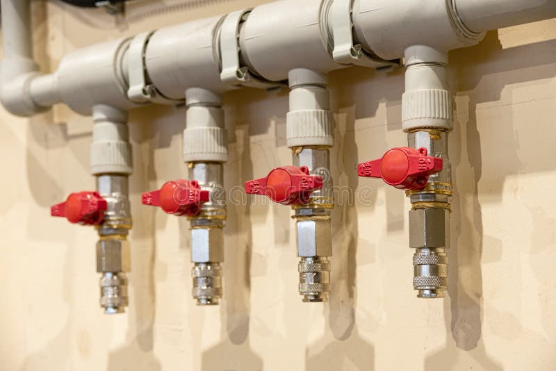 Couplings for Mounting the High Pressure Air Cooling Hose. Quick