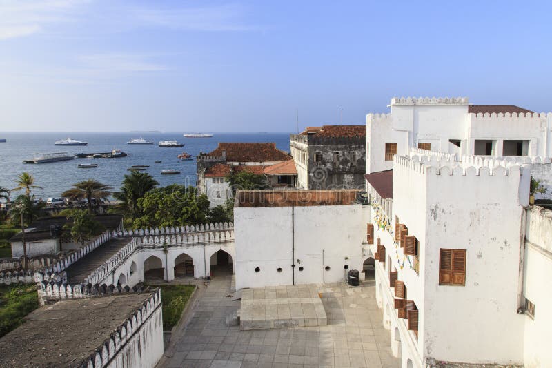 Cour du palais du sultan - Zanzibar photo stock Cour du palais du sultan - Zanzibar photo stock