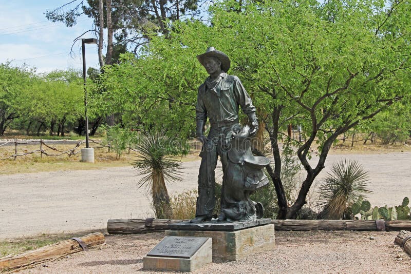 Cowboy Statue on La Posta Quemada Ranch in Colossal Cave Mountain Park stock photos Cowboy Statue on La Posta Quemada Ranch in Colossal Cave Mountain Park stock photos