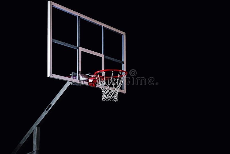 Coș de baschet pe fond în zona neagră royalty free stock photo