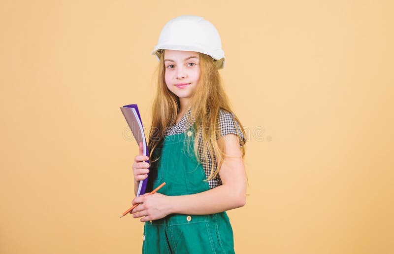 Cr?ez la pi?ce que vous avez toujours r?v?e Proc?d? de r?novation de contr?le Maison de r?novation heureuse d'enfant Activit? d'a image libre de droits Cr?ez la pi?ce que vous avez toujours r?v?e Proc?d? de r?novation de contr?le Maison de r?novation heureuse d'enfant Activit? d'a image libre de droits