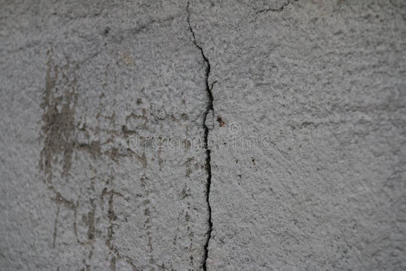 Crack in the Wall of the Apartment Building Going Verticaly Stock Photo Image of concrete