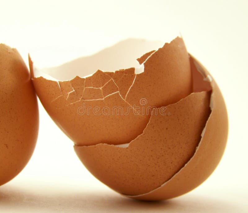 Brown Broken Chocolate Egg Cracked Shell Two Halves Stock Illustration -  Download Image Now - iStock