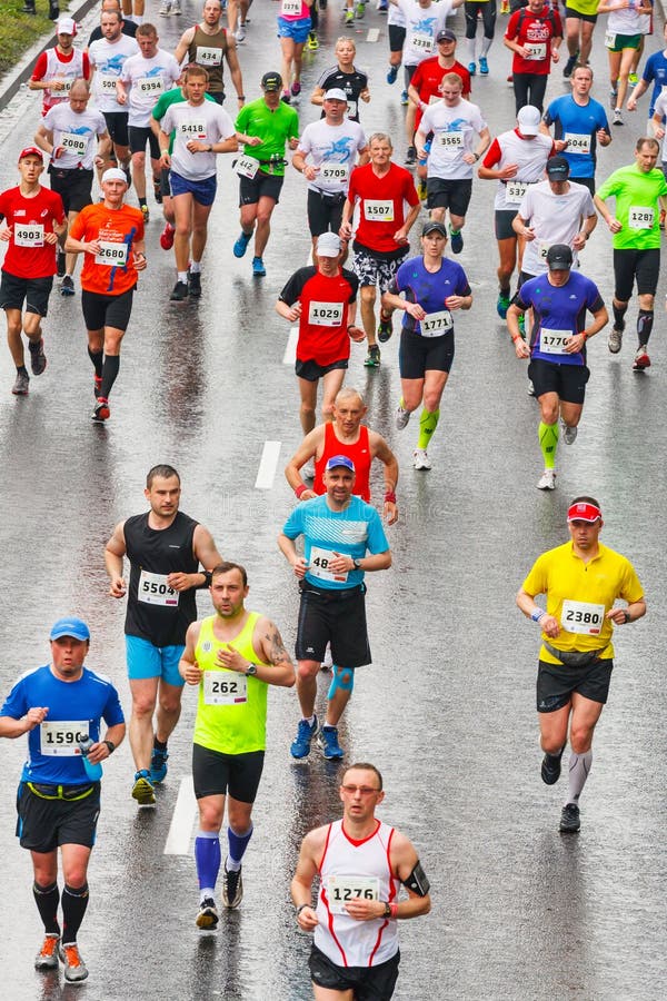 Cracovia Marathon. Runners on the City Streets Editorial Photography ...