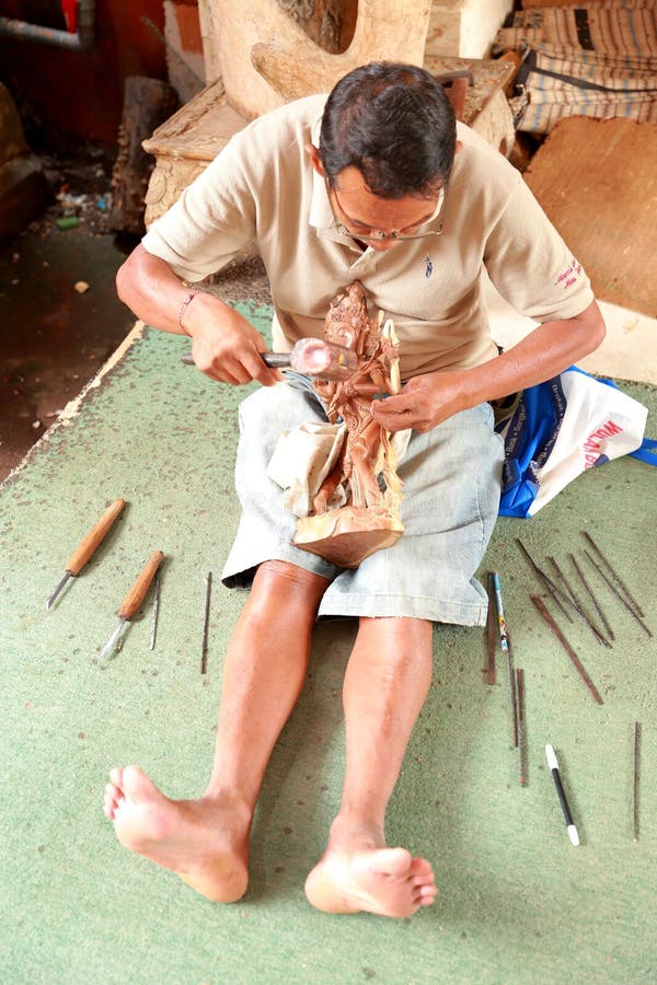 Bali - wood carving editorial photography. Image of face - 16999917