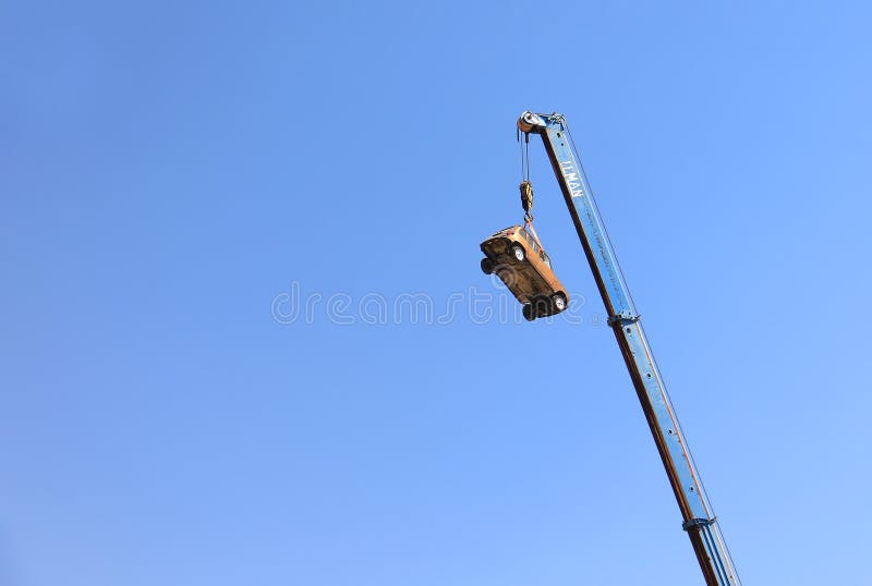 Crane Lifting Construction Material, Crane Operation, Manhattan, NYC