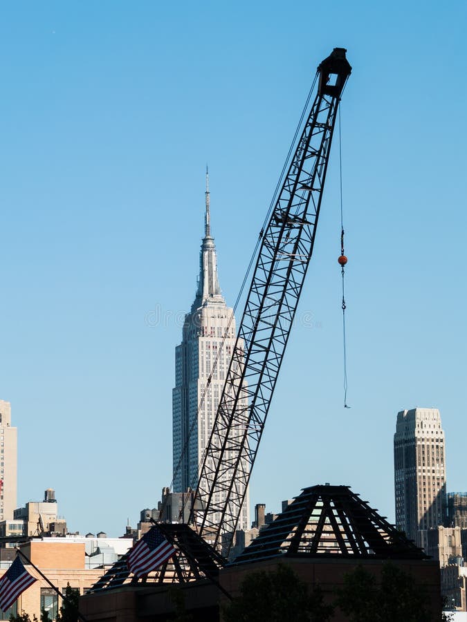 Crane New York City editorial photo. Image of skyline 56453761