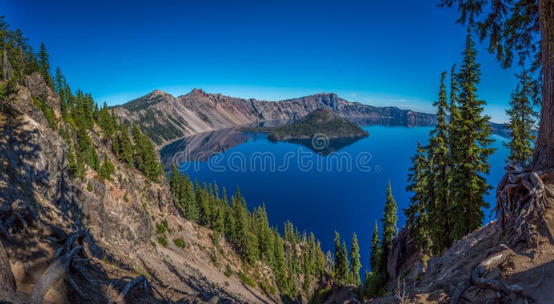 Crater See und Umgebung stockbild Crater See und Umgebung stockbild