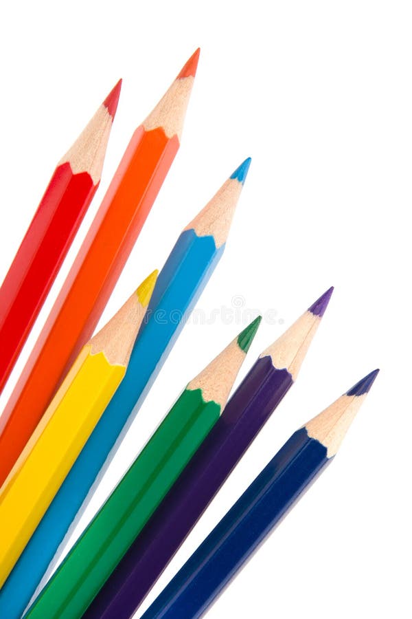 Crayons De Couleur Sur Le Fond Blanc. De Nombreux Crayons De Couleur