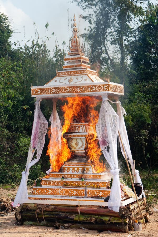 Cremation Buddhist stock image. Image of death, fire 13319767