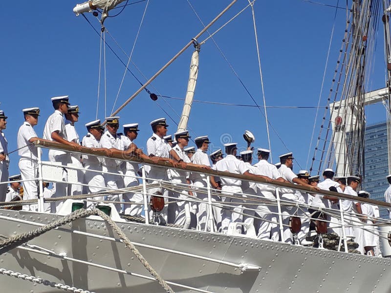 cruise ship deck crew