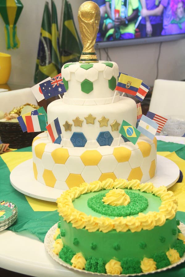 some madness and boundless Brazilian flag cake｜TikTok Search