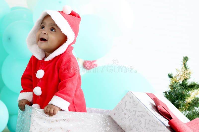 imagem de família feliz comemorando o natal 1249961 Foto de stock no  Vecteezy