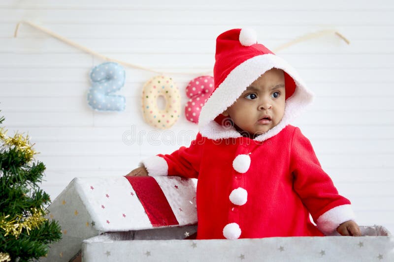 imagem de família feliz comemorando o natal 1249961 Foto de stock no  Vecteezy