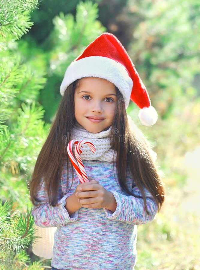 Pai Com a Menina Da Criança Na Música Do Jogo Do Natal No Piano Imagem de  Stock - Imagem de jogar, bonito: 134579623