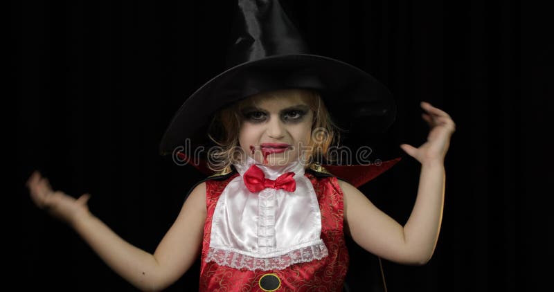 Fantasia VampirA Menina Drácula Infantil Halloween